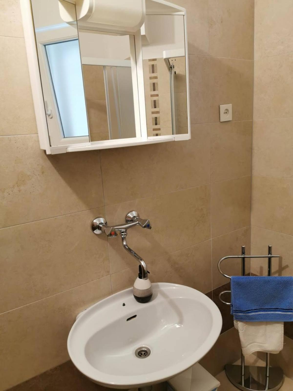 Apartments And Rooms Njivice Rom bilde